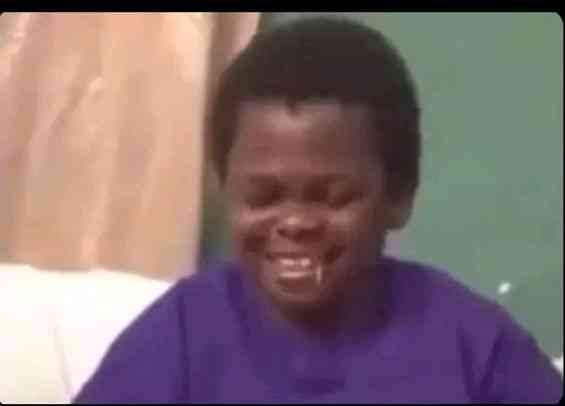 E get the kind money wey go enter your hand,your walking step go first change | MirrorLog